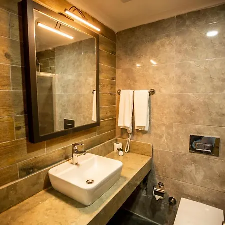 Kaya Garden בית אירוח *