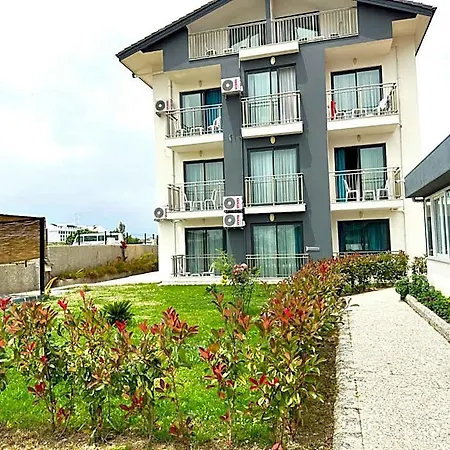 Kaya Garden Quarto em Acomodações Particulares Side
